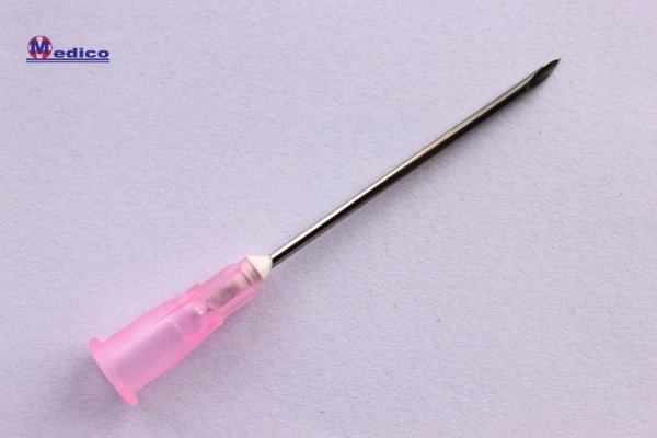 Medico Syringe Needle