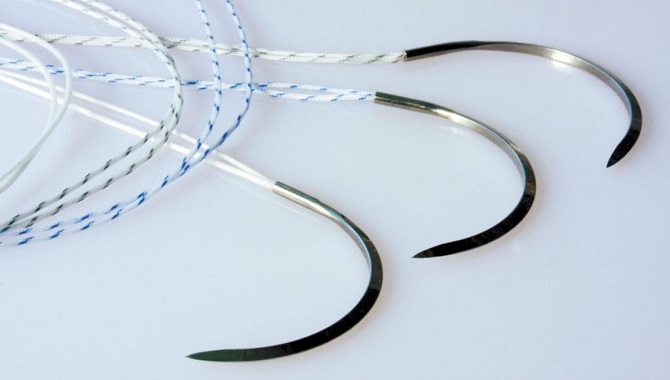 Curved Cutting Needles